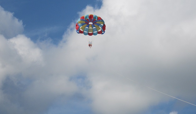 parachuting picture